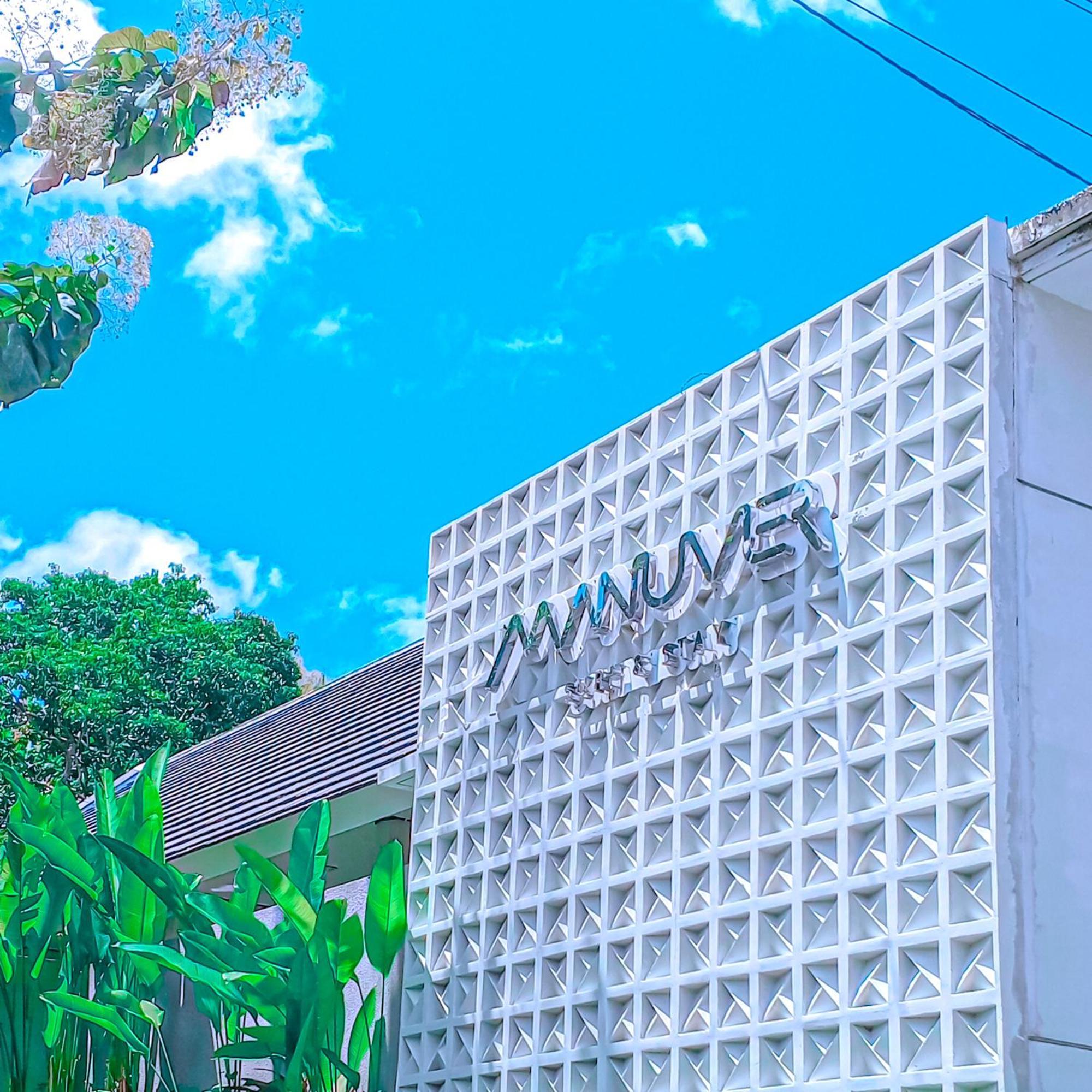 Manuver Surf And Stay Uluwatu Bali Джимбаран Экстерьер фото